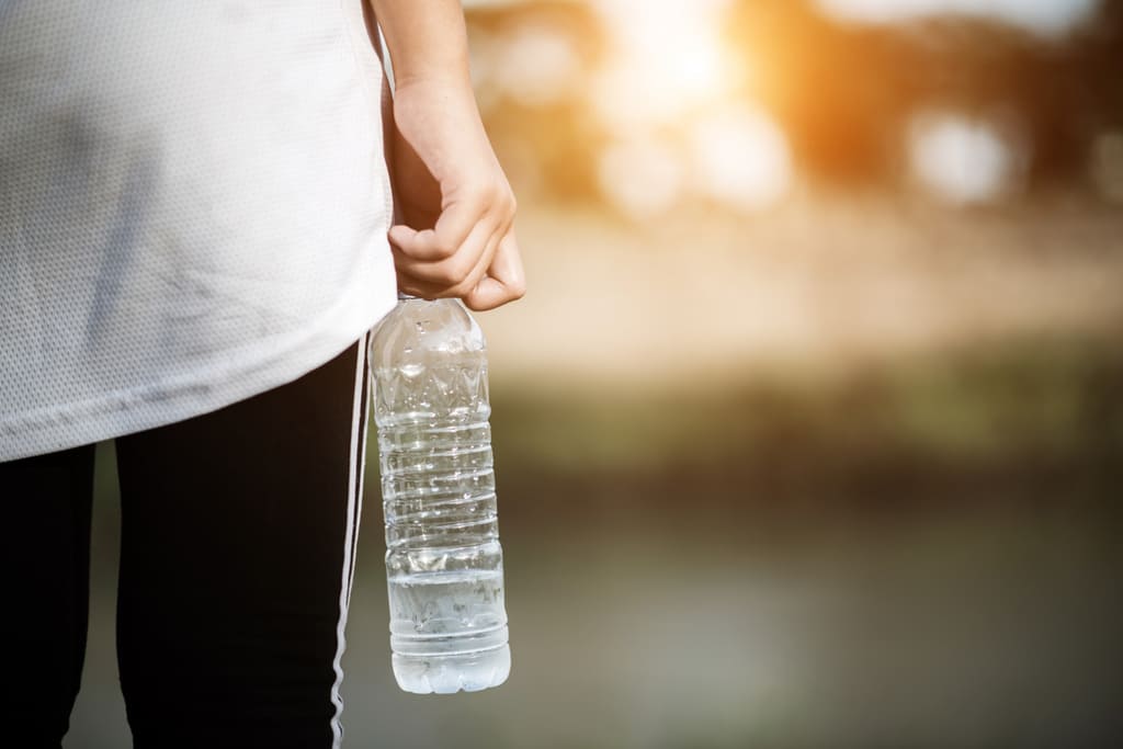 mejor tipo de envase para almacenar agua