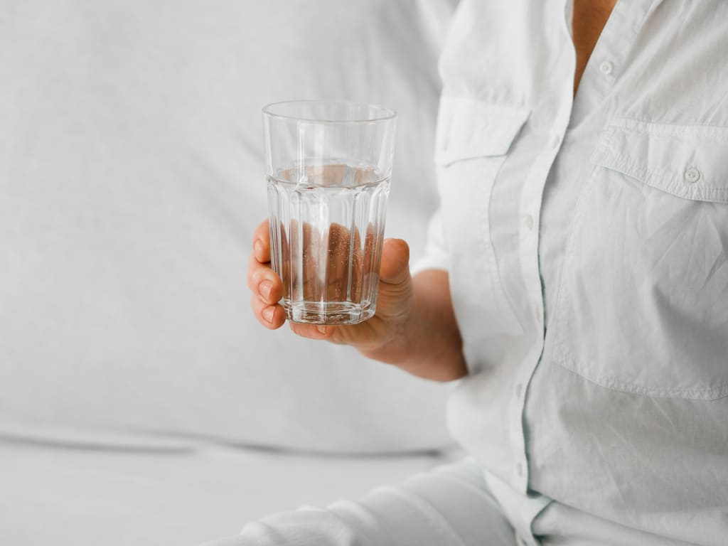 agua de mar embotellada para la piel