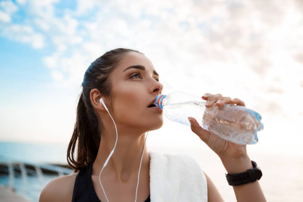 Cuánto tarda el agua en ponerse mala