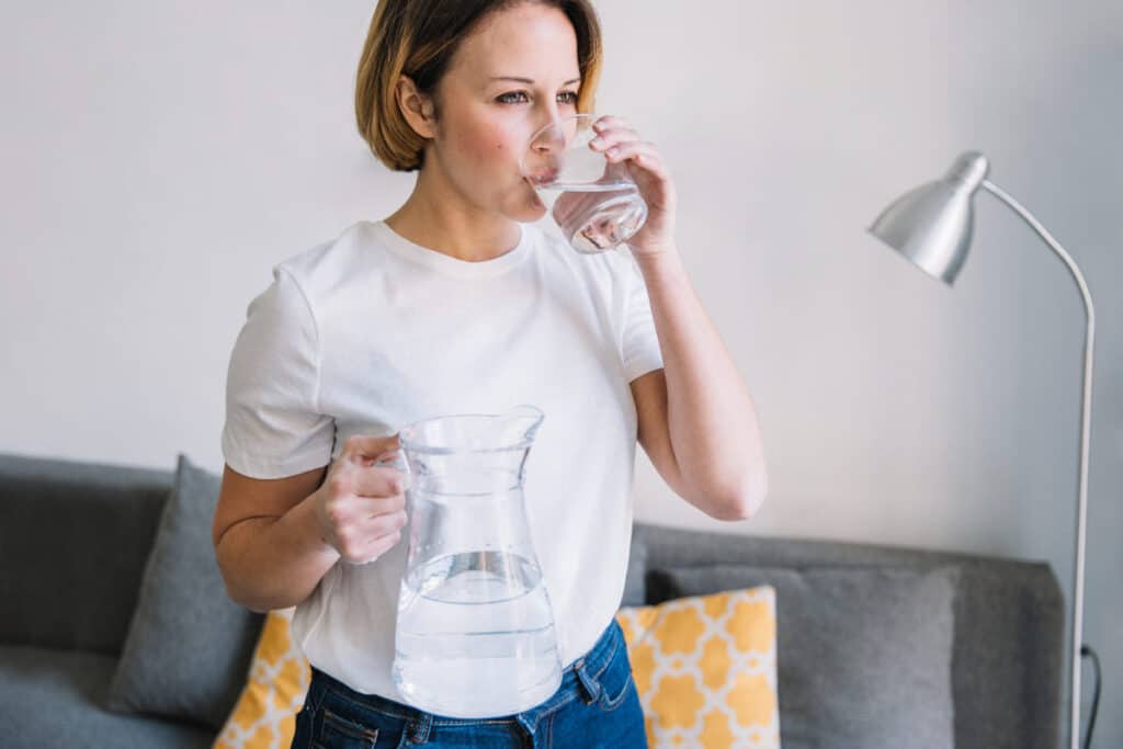 beneficios de beber agua osmotizada